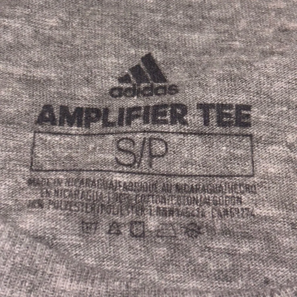 ADIDAS Men's Grey Short Sleeve Shirt Amplifier Tee Size Small